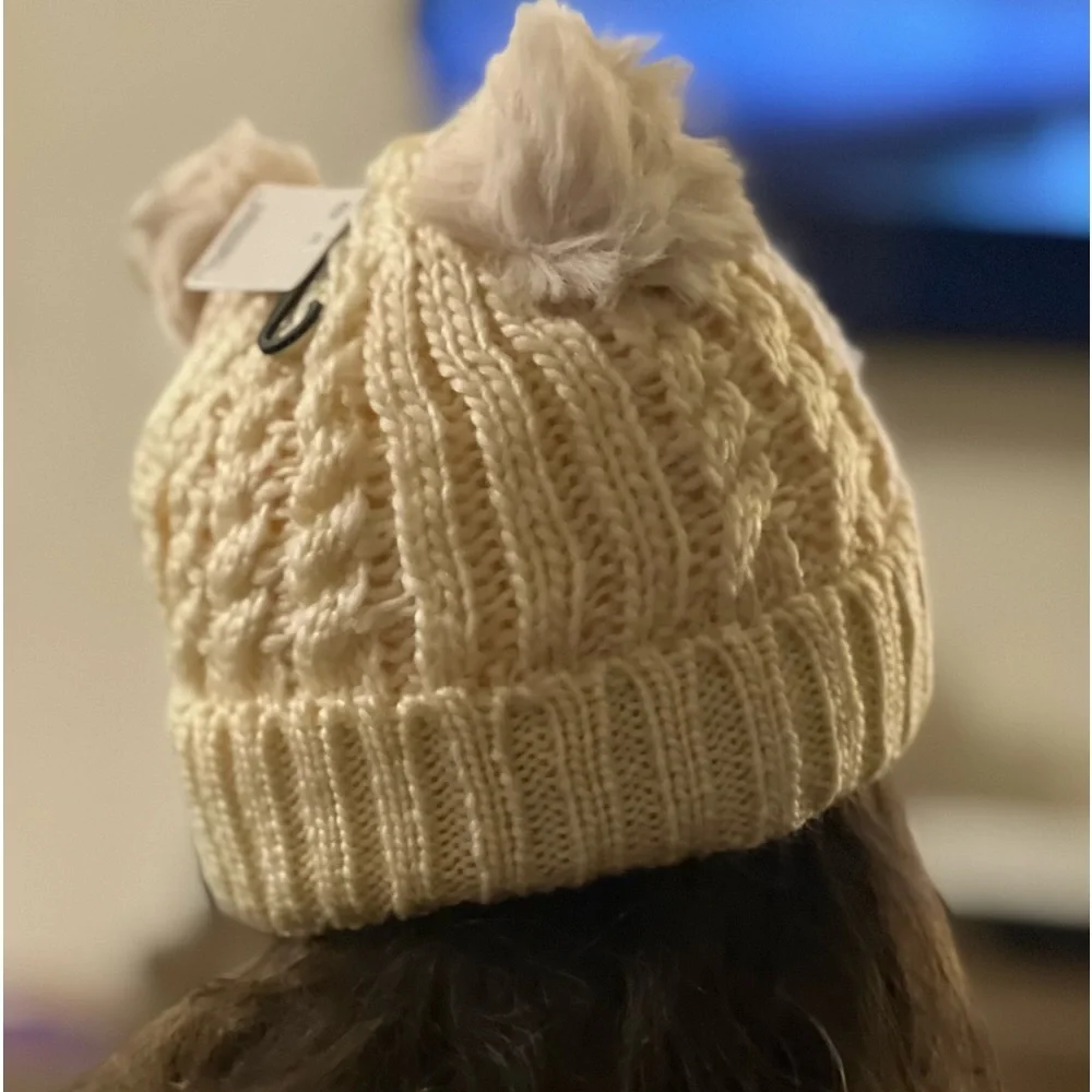 Kids soft Tone‎ Double Pom beanie